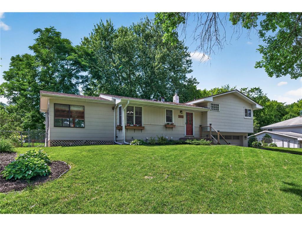 5302 Holiday Road Minnetonka MN 55345 7093965 image2
