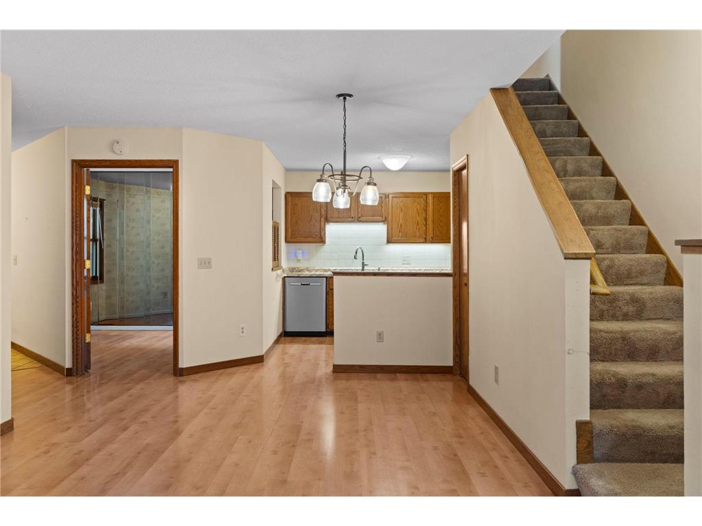 5304 Highpointe Terrace Bloomington MN 55437 7081456 image12