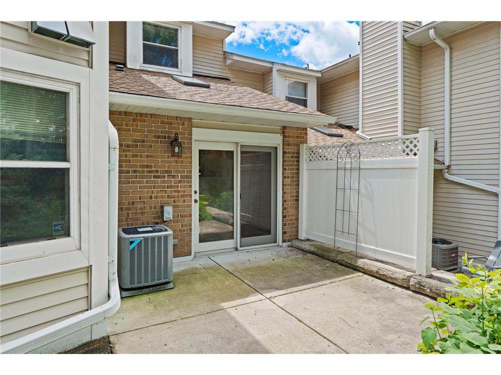 5304 Highpointe Terrace Bloomington MN 55437 7081456 image20