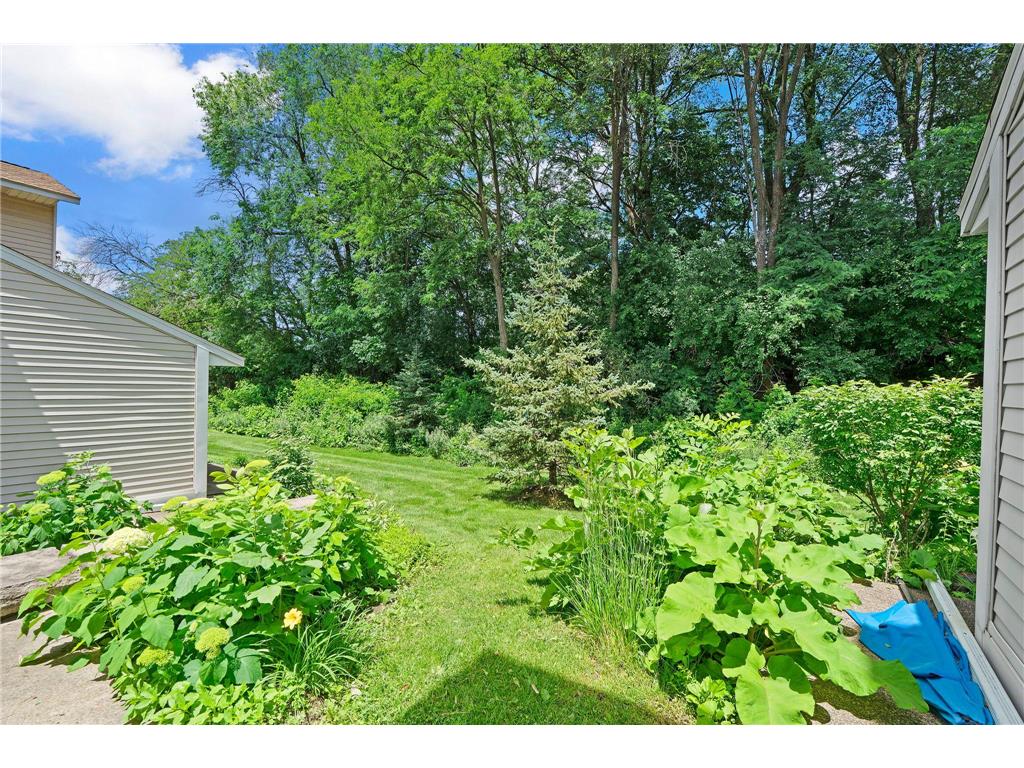 5304 Highpointe Terrace Bloomington MN 55437 7081456 image22
