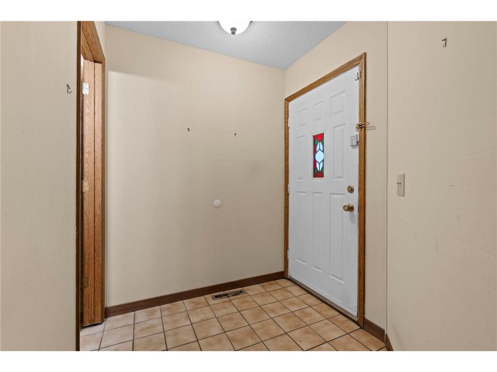 5304 Highpointe Terrace Bloomington MN 55437 7081456 image5