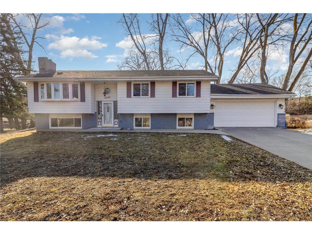 5305 Greenview Lane Golden Valley MN 55422 6684207 image1