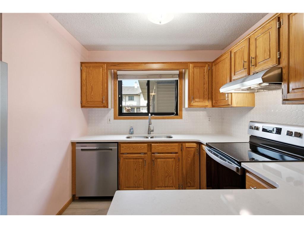 5305 Orleans Lane N #6 Plymouth MN 55442 7086485 image12