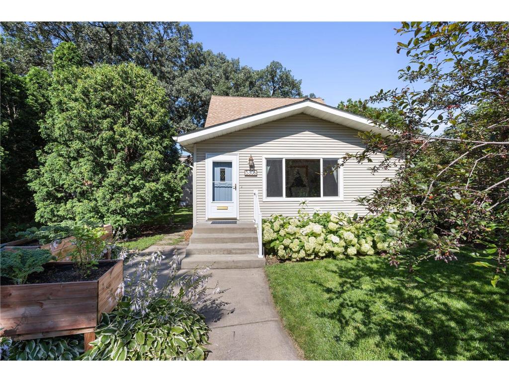 5306 Hiawatha Lane Minneapolis MN 55417 6565145 image1