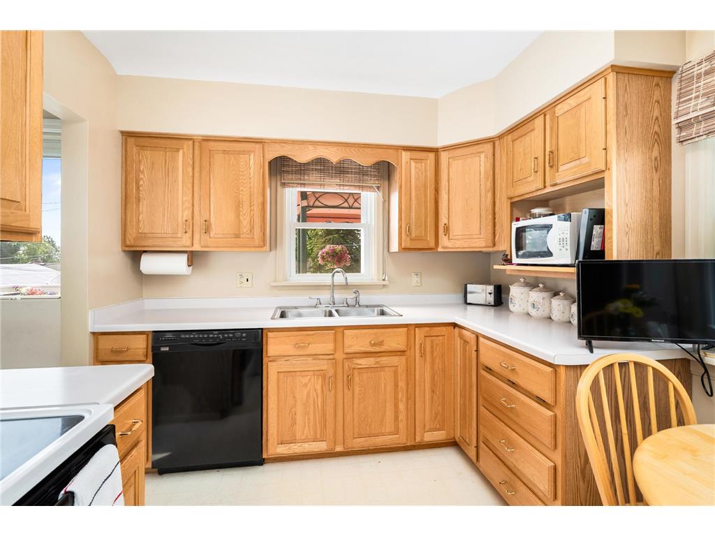 5306 Oneida Street Duluth MN 55804 7115104 image11