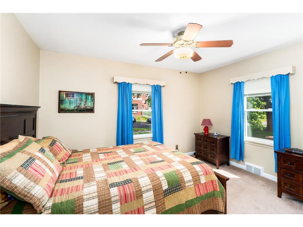 5306 Oneida Street Duluth MN 55804 7115104 image21