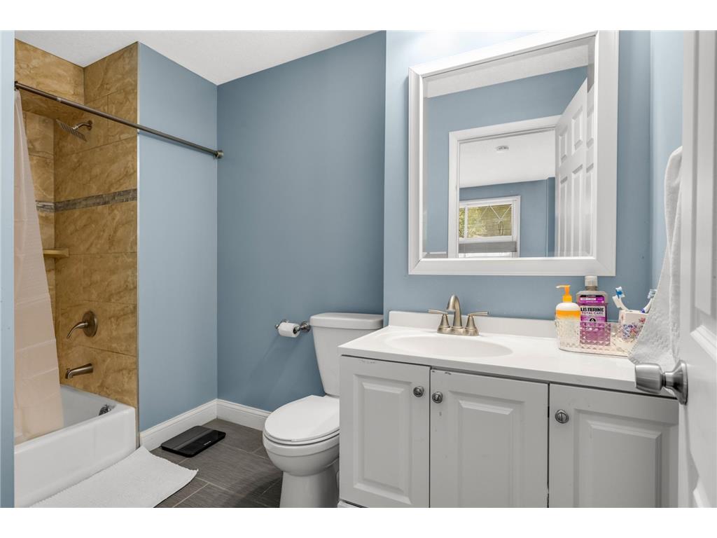 5306 Pennsylvania Avenue N New Hope MN 55428 7040421 image17