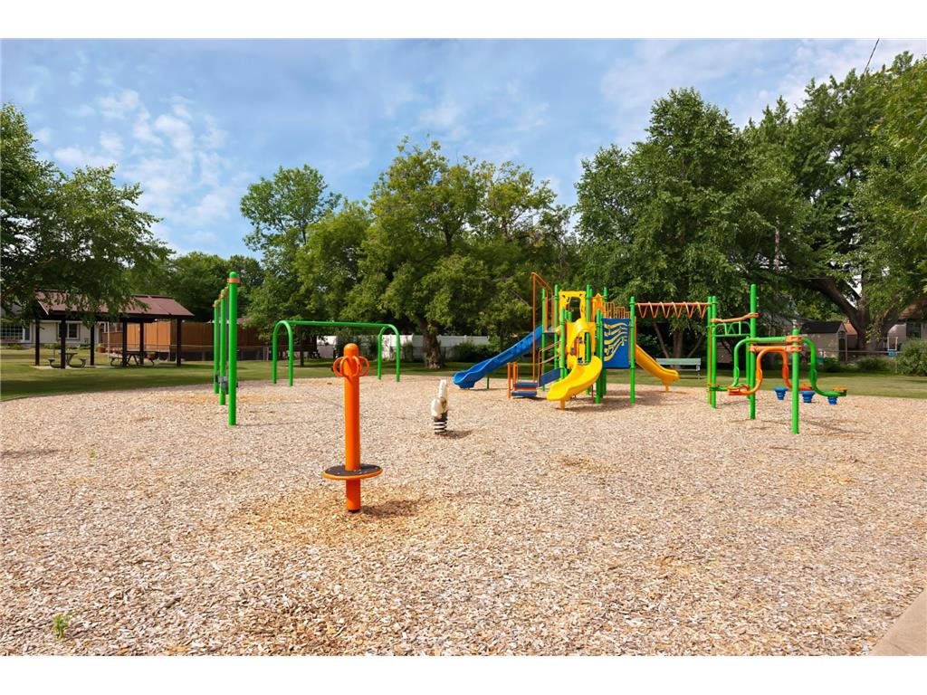 5306 Pennsylvania Avenue N New Hope MN 55428 7040421 image33
