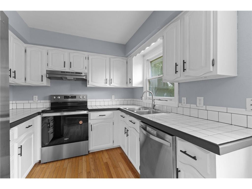 5306 Quebec Avenue N New Hope MN 55428 7049890 image20