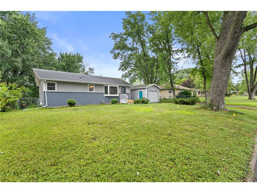 5306 Quebec Avenue N New Hope MN 55428 7049890 image50