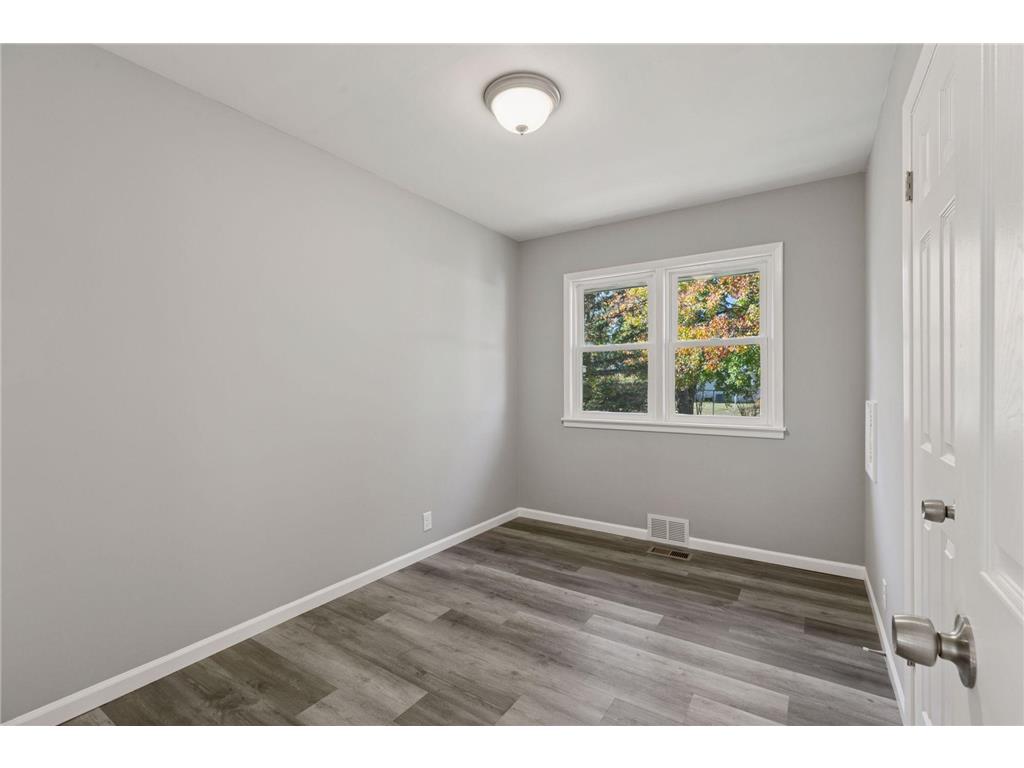 5307 Jersey Avenue N Crystal MN 55428 6802480 image16