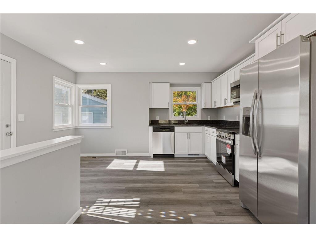 5307 Jersey Avenue N Crystal MN 55428 6802480 image8