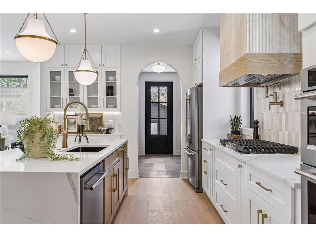 5308 Ewing Avenue S Minneapolis MN 55410 7070786 image18