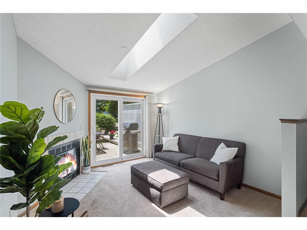 5308 Highpointe Terrace Bloomington MN 55437 6392743 image1