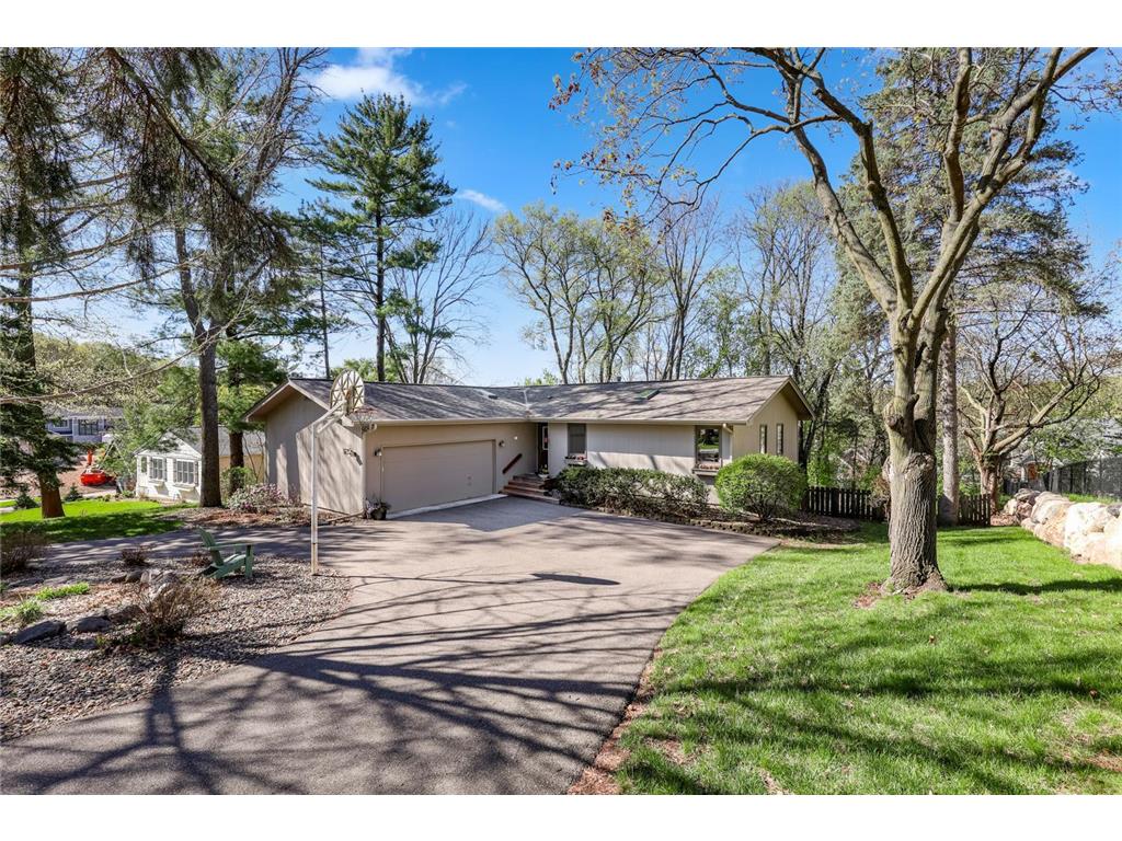 531 Indian Hill Road Chanhassen MN 55317 - Lotus Lake 7064194 image1