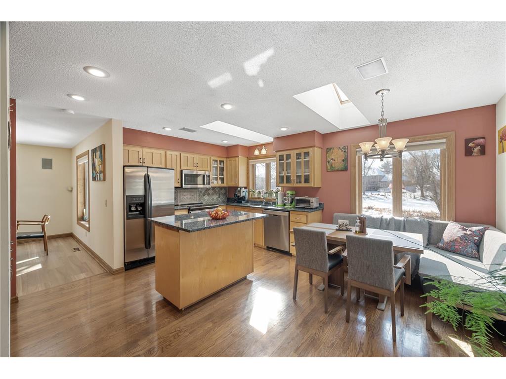 5310 Dominick Drive Minnetonka MN 55343 6756791 image1