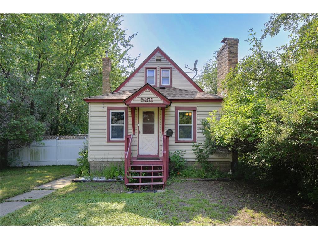 5311 Knox Avenue N Brooklyn Center MN 55430 7100236 image1
