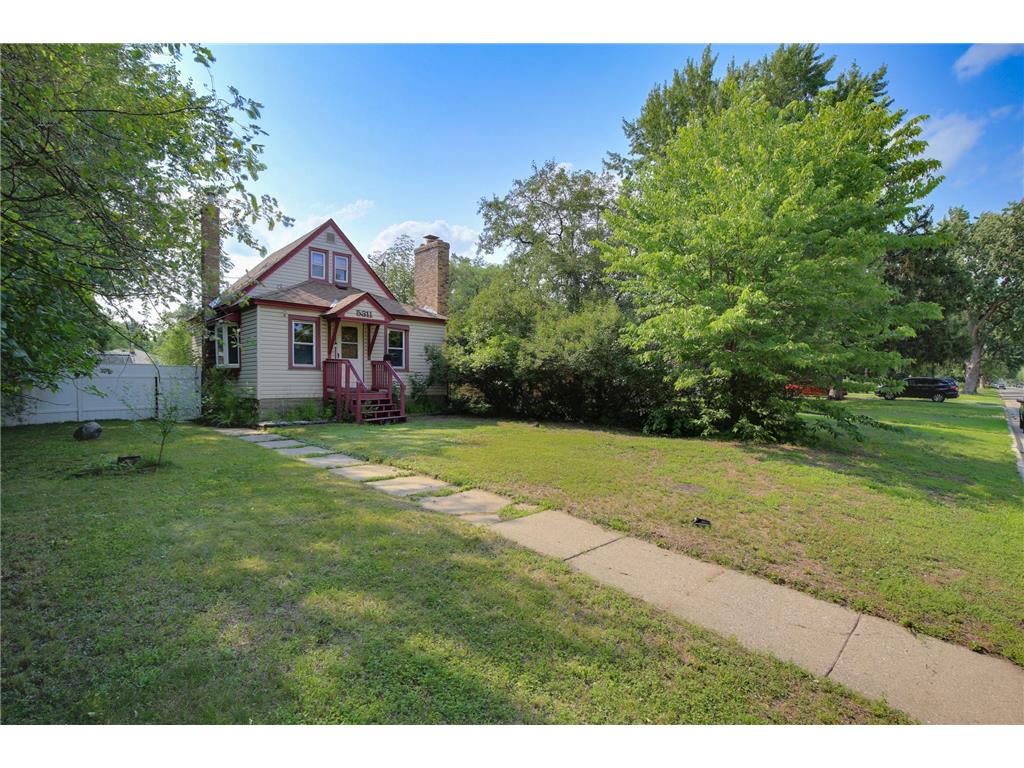 5311 Knox Avenue N Brooklyn Center MN 55430 7100236 image2
