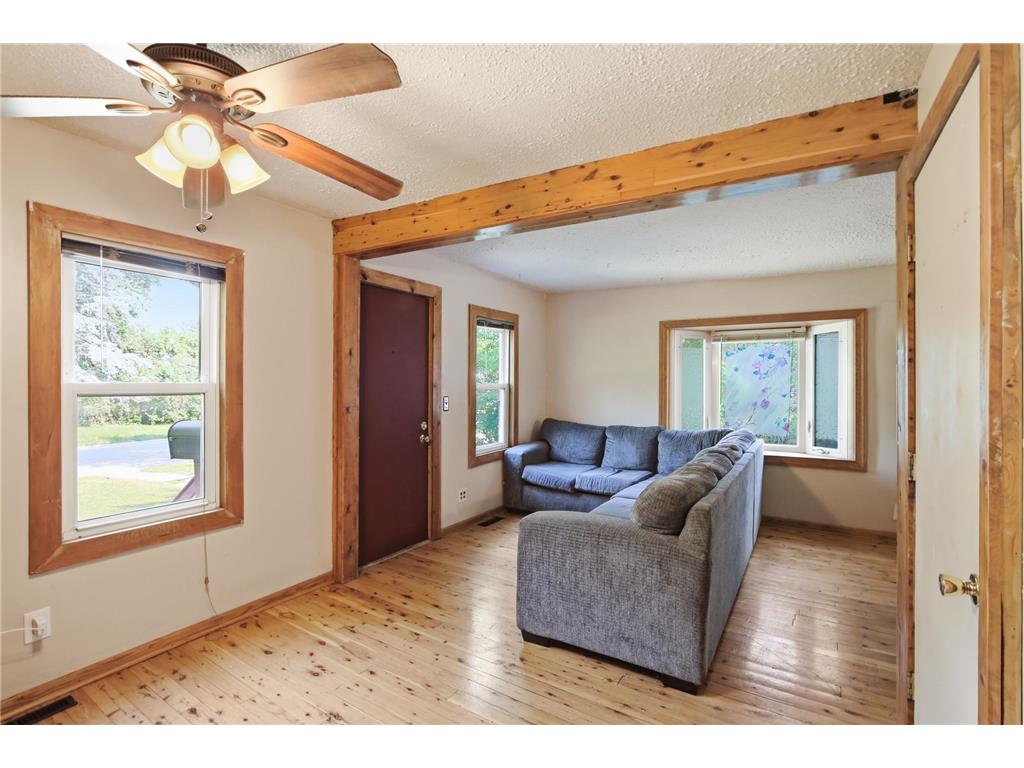 5311 Knox Avenue N Brooklyn Center MN 55430 7100236 image4