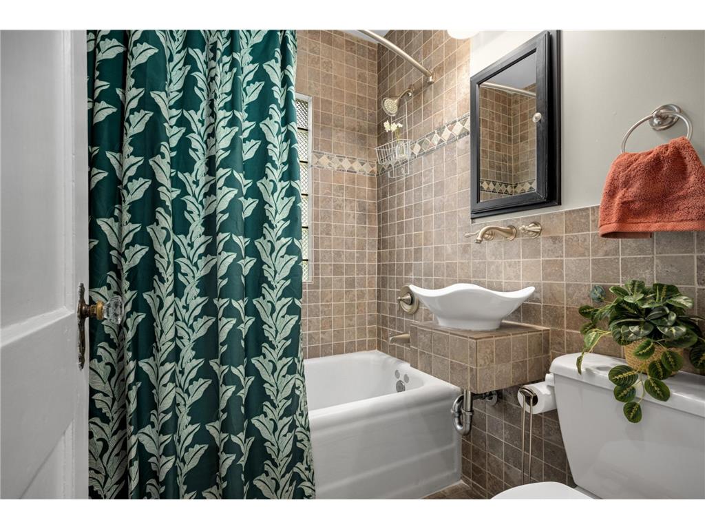 5312 14th Avenue S Minneapolis MN 55417 7022346 image17