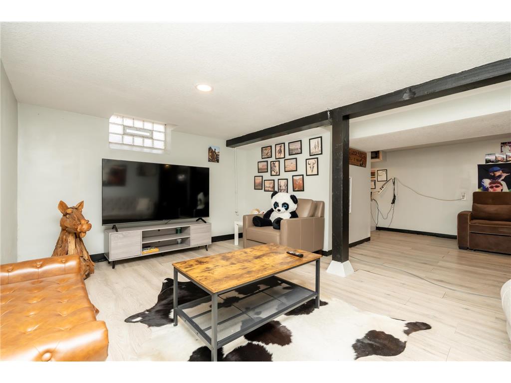 5312 Lilac Drive N Brooklyn Center MN 55430 7037439 image11
