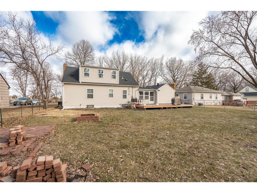 5312 Lilac Drive N Brooklyn Center MN 55430 7037439 image15