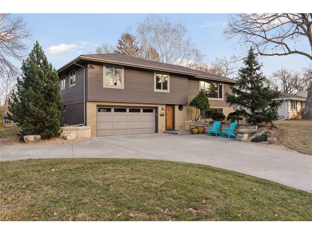 5313 Matterhorn Drive NE Fridley MN 55421 6633256 image1