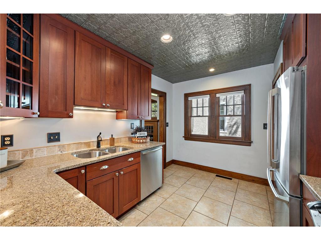 5315 Abbott Avenue S Minneapolis MN 55410 7072130 image10