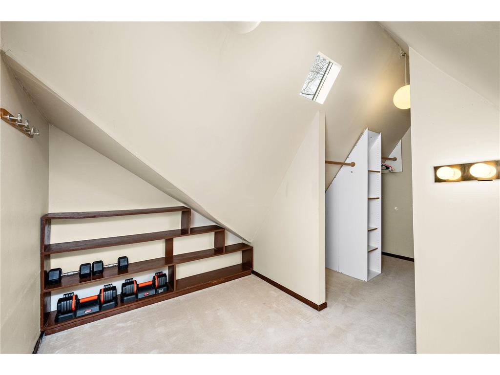 5315 Abbott Avenue S Minneapolis MN 55410 7072130 image16