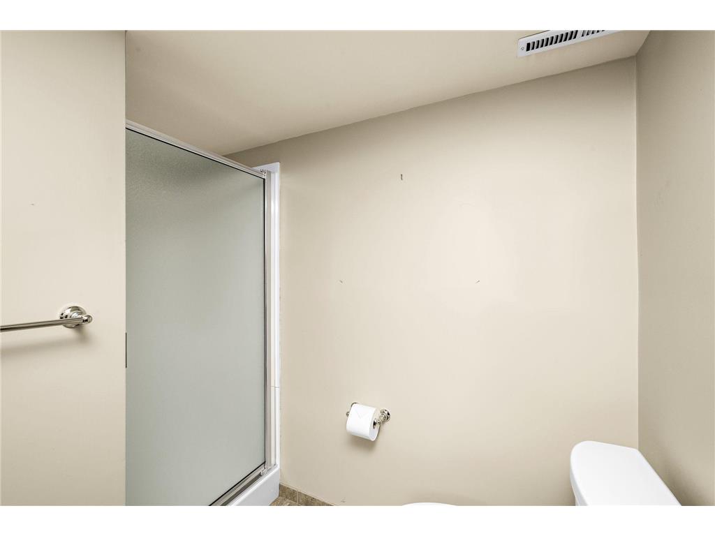 5315 Abbott Avenue S Minneapolis MN 55410 7072130 image25