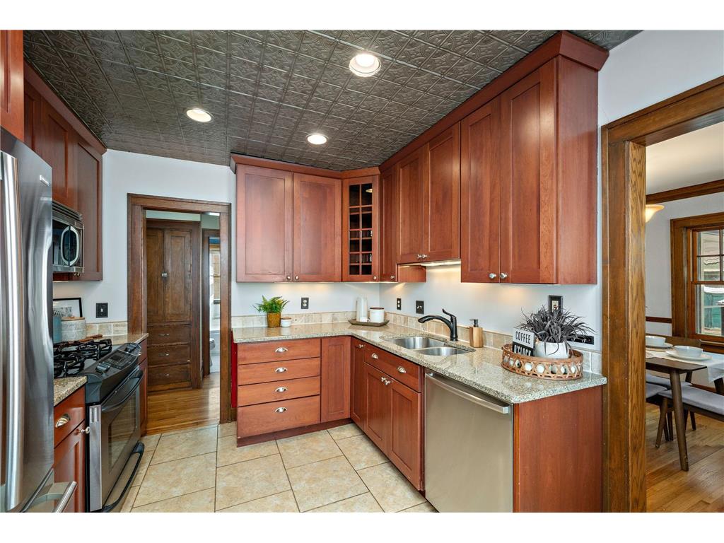 5315 Abbott Avenue S Minneapolis MN 55410 7072130 image8
