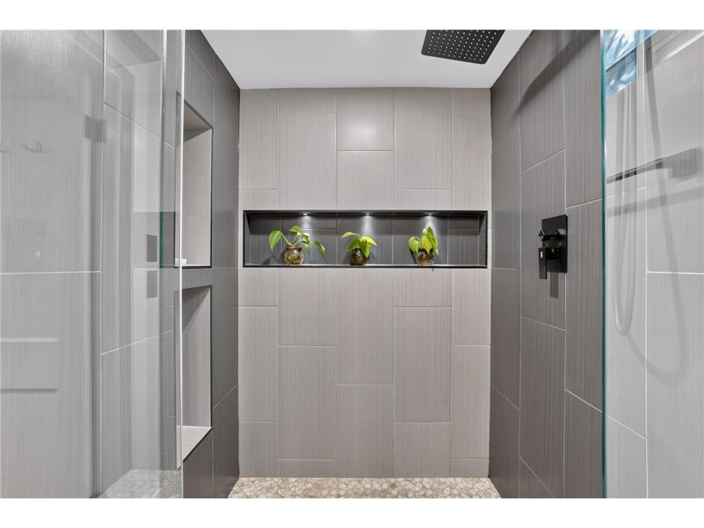 5316 12th Avenue S Minneapolis MN 55417 7081104 image32