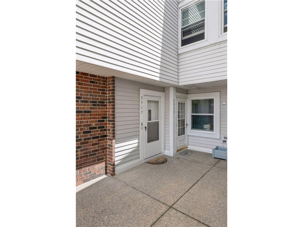5317 Highpointe Terrace Bloomington MN 55437 7093545 image1