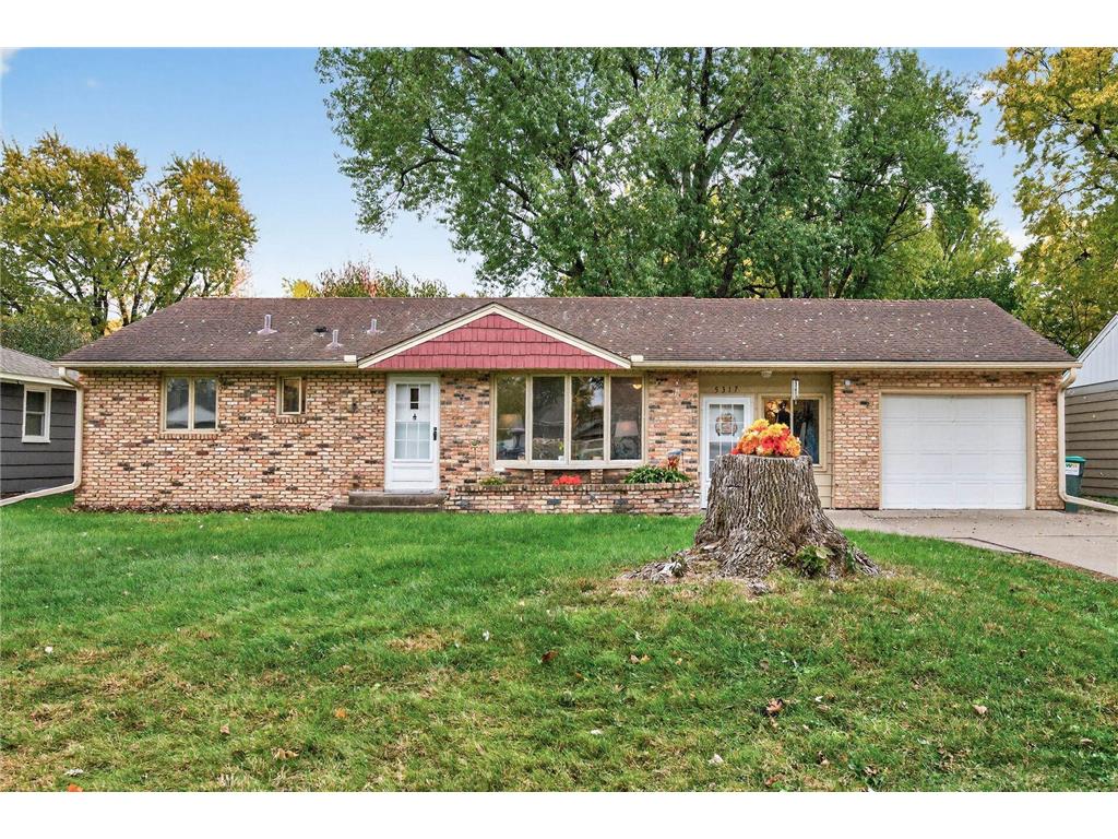 5317 Lakeside Avenue N Crystal MN 55429 6807690 image1