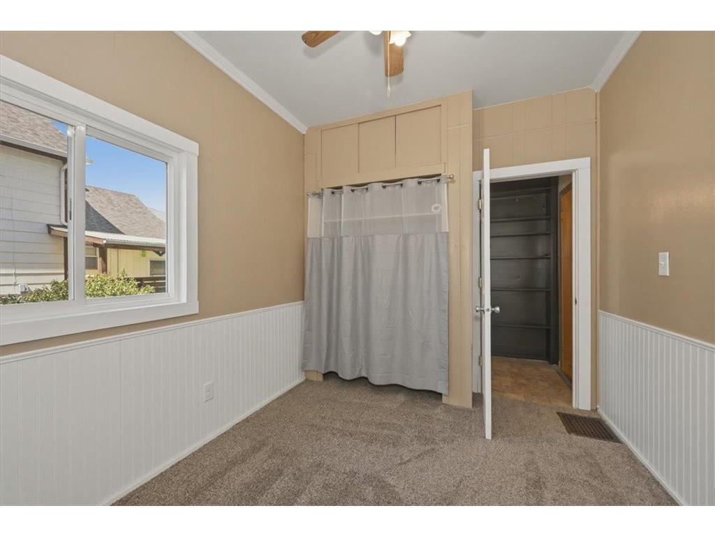 5319 E 3rd Street Superior WI 54880 7085933 image15