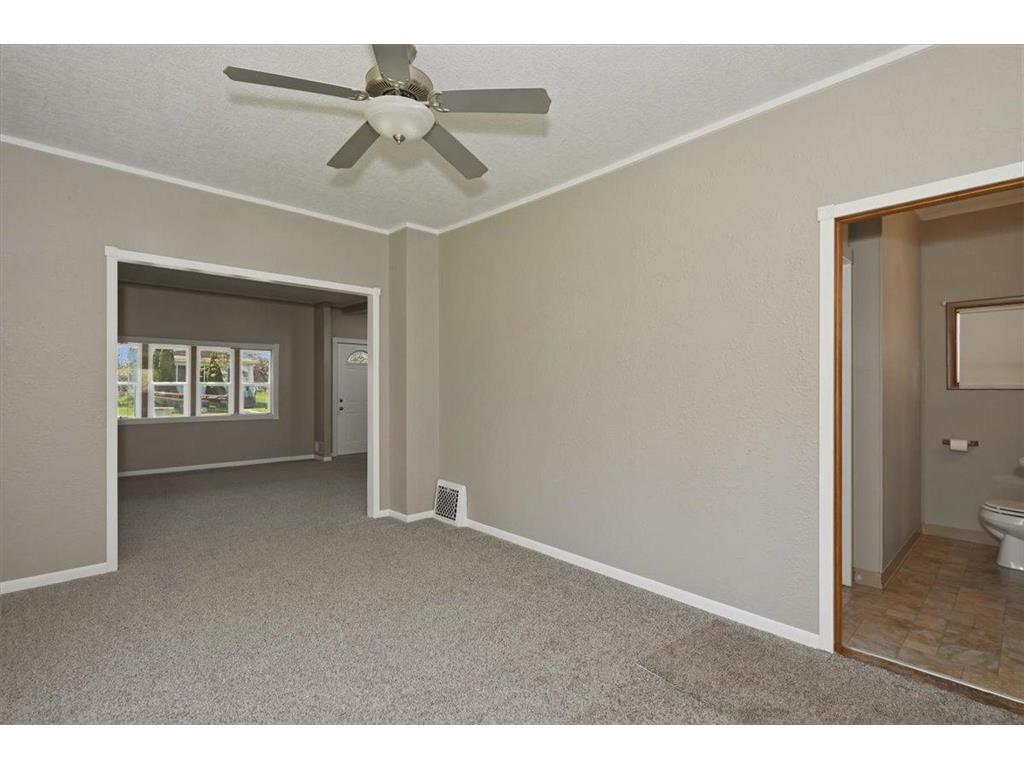 5319 E 3rd Street Superior WI 54880 7085933 image18