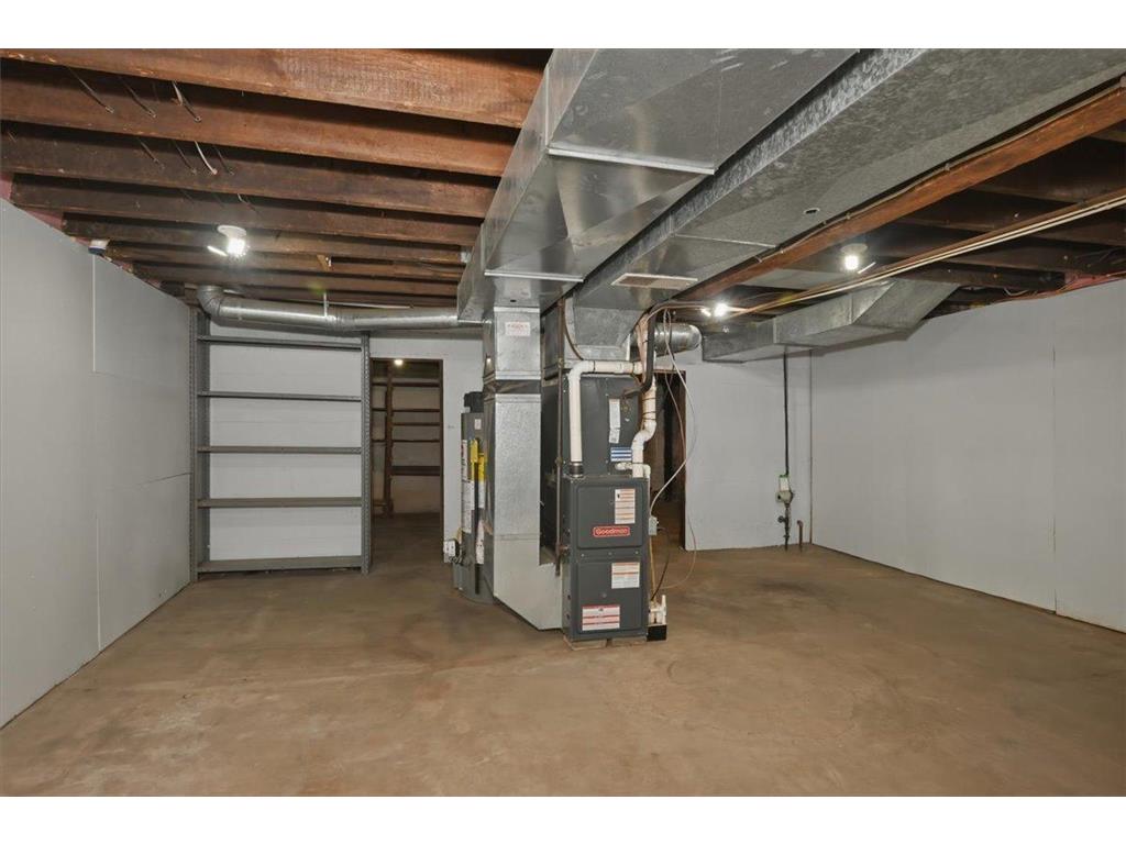 5319 E 3rd Street Superior WI 54880 7085933 image21