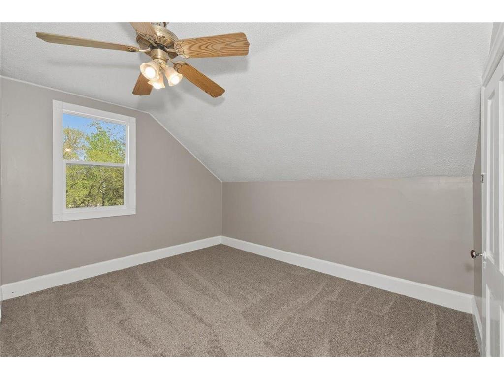 5319 E 3rd Street Superior WI 54880 7085933 image26
