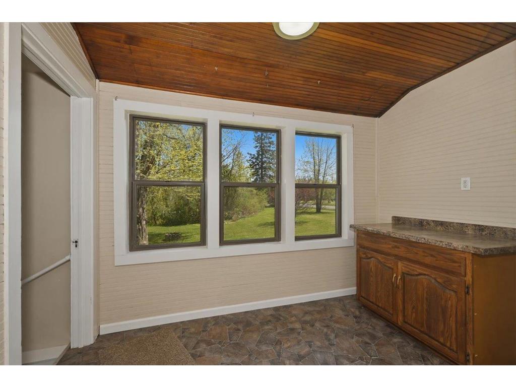 5319 E 3rd Street Superior WI 54880 7085933 image9
