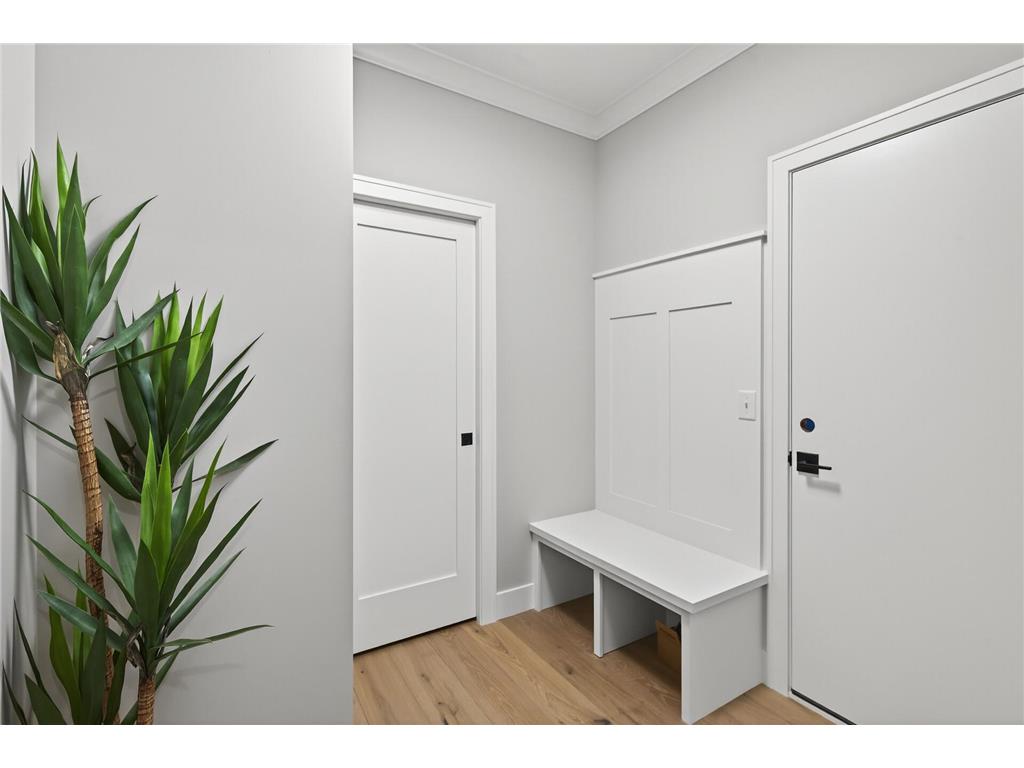 5319 Glenwood Avenue Golden Valley MN 55422 7018725 image12