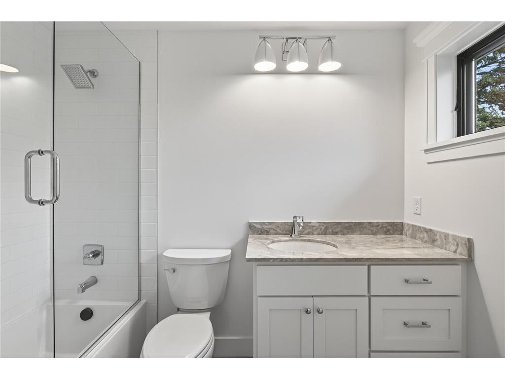 5319 Glenwood Avenue Golden Valley MN 55422 7018725 image21