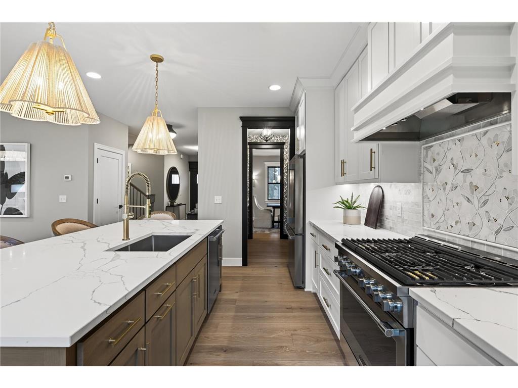 5319 Glenwood Avenue Golden Valley MN 55422 7018725 image6