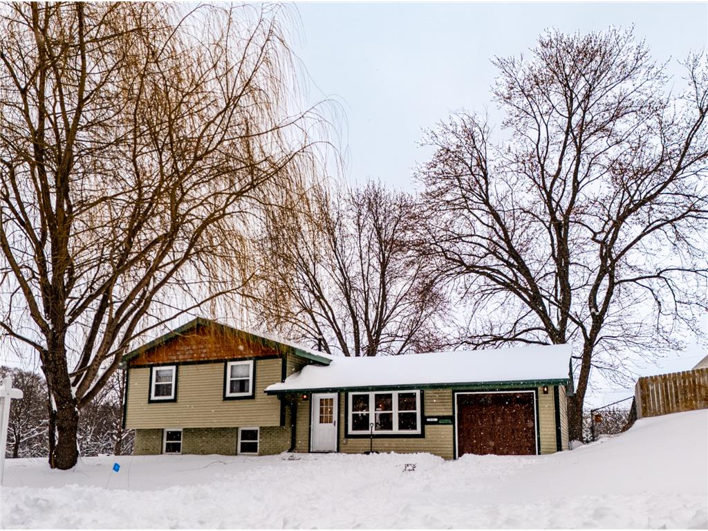 532 17th Street E Hastings MN 55033 7036515 image1