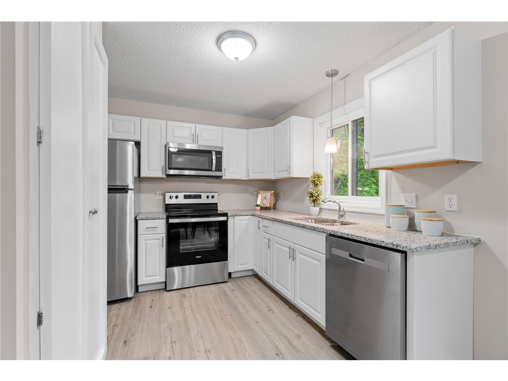 5321 Angeline Avenue N Crystal MN 55429 6369646 image1