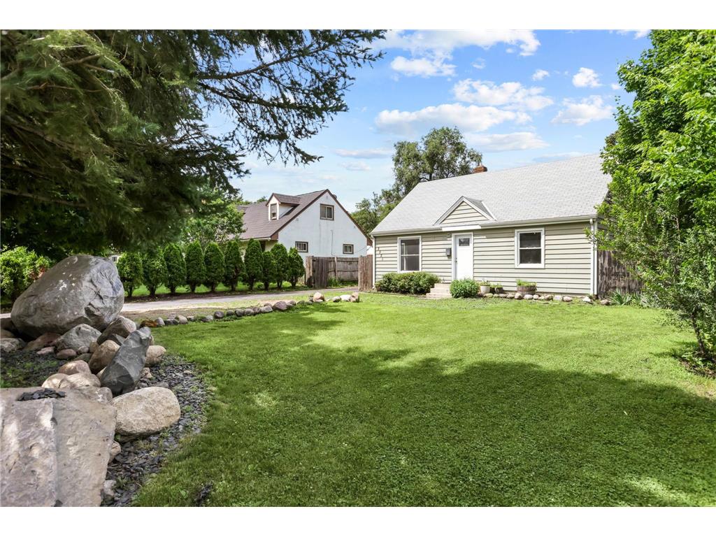 5321 Bryant Avenue N Brooklyn Center MN 55430 6564481 image1