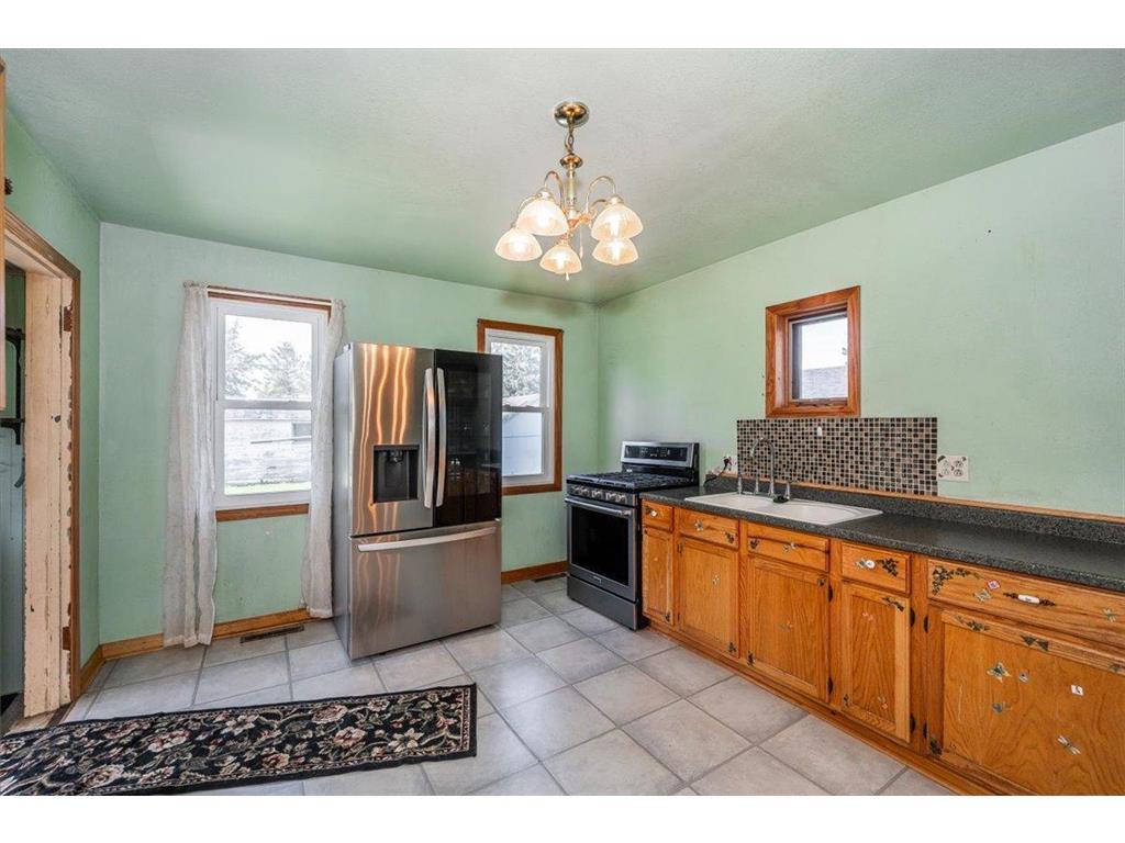 5323 Tower Avenue Superior WI 54880 6799916 image12