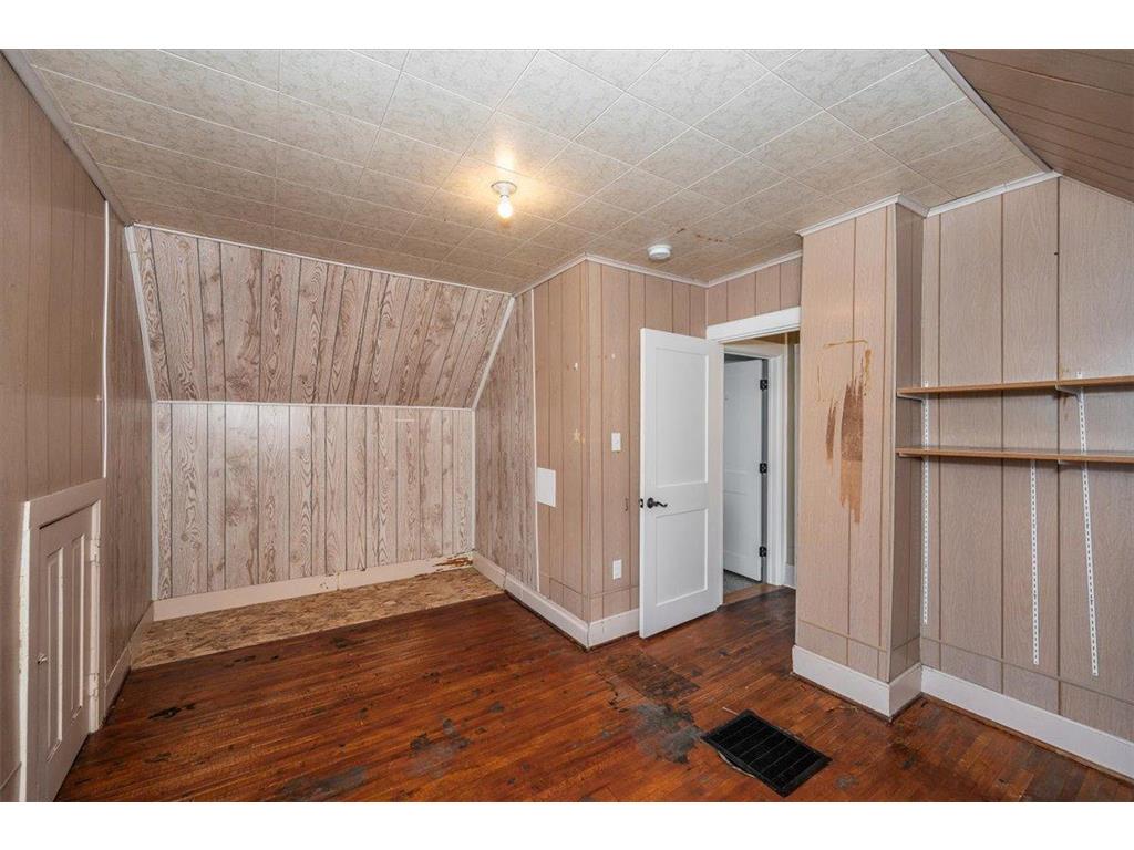 5323 Tower Avenue Superior WI 54880 6799916 image17