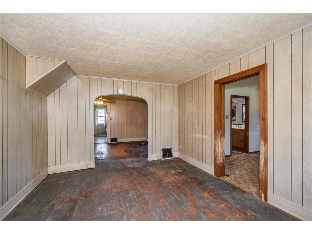 5323 Tower Avenue Superior WI 54880 6799916 image4