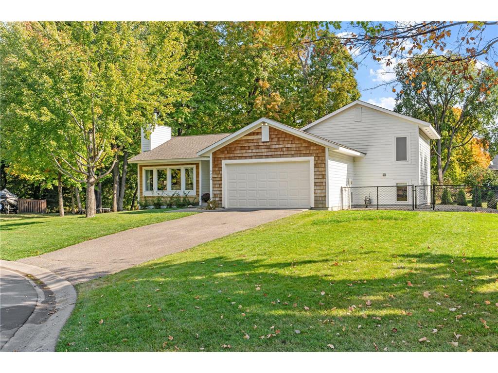 5324 Lake Avenue NE Albertville MN 55301 6614060 image1