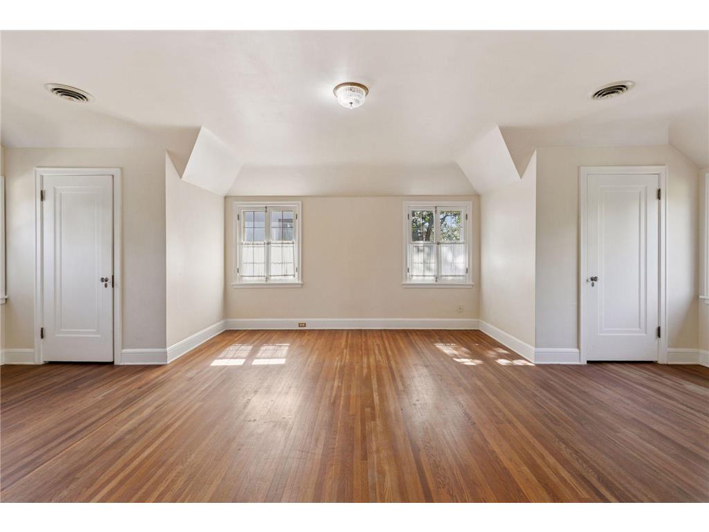 5324 Russell Avenue S Minneapolis MN 55410 - Minnehaha Creek 6794318 image31